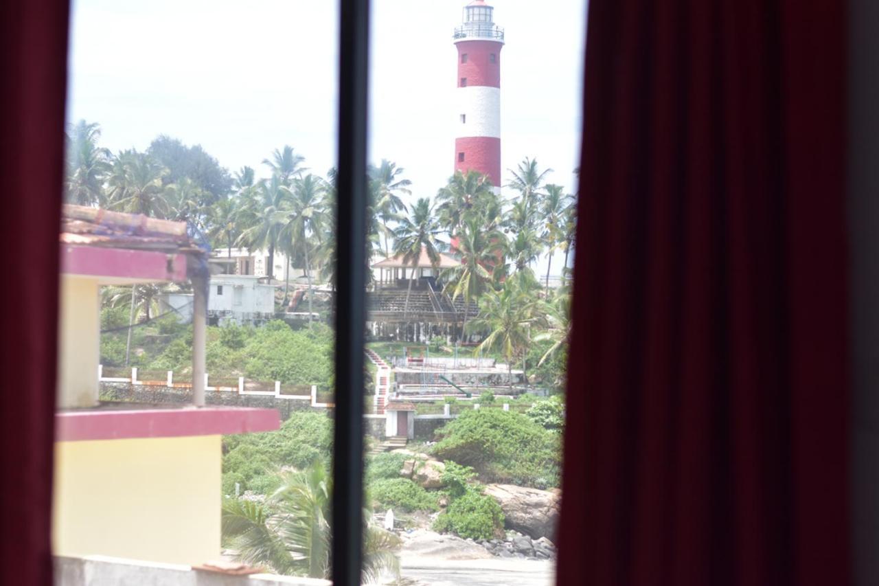Packbag Beach Hotel Kovalam Exterior photo