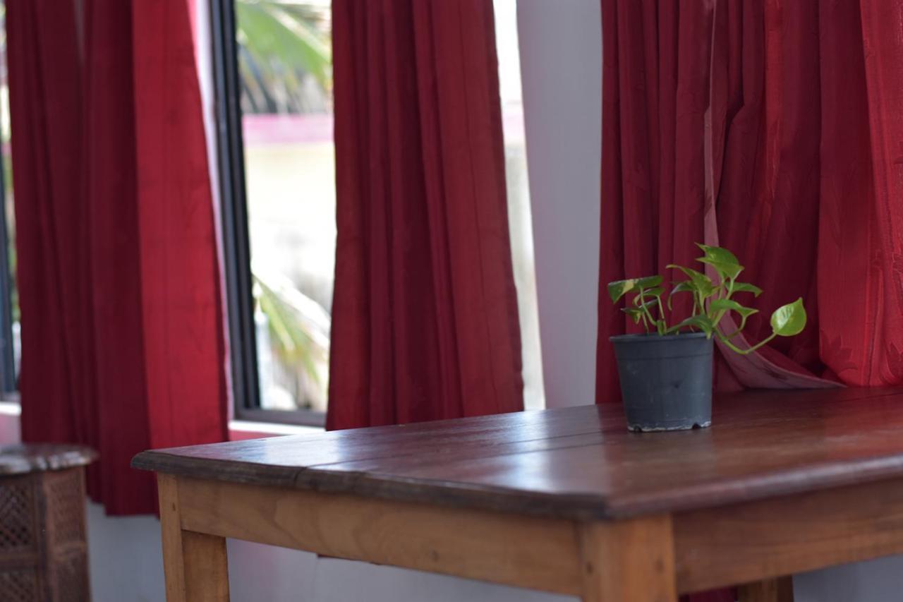 Packbag Beach Hotel Kovalam Exterior photo